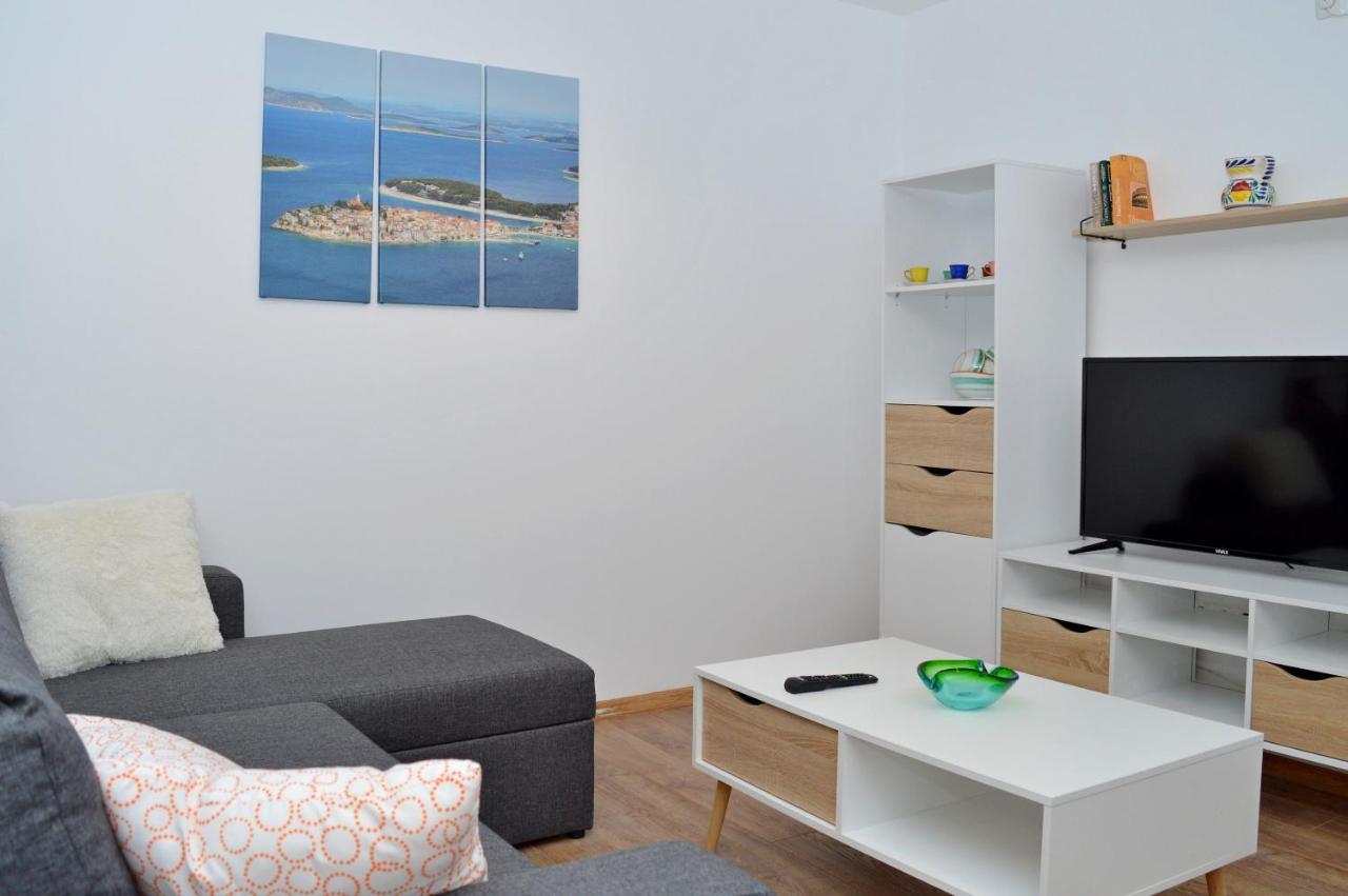 Апартаменти Apartman Jasa Примоштен Екстер'єр фото